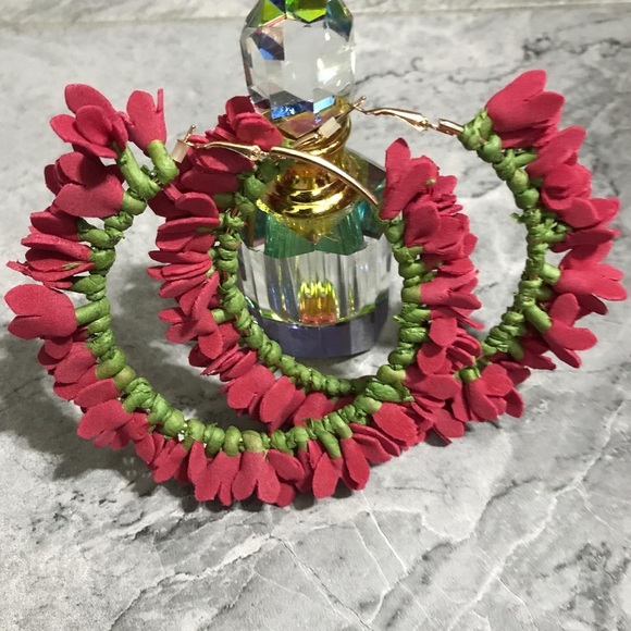 hand made floral earrings, gold earrings, flowers are maroon colour, large hoops - Picture 3 of 4